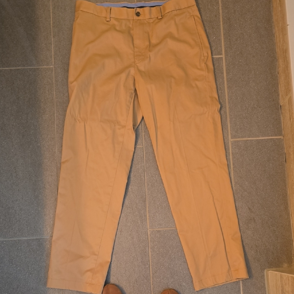Brooks Brothers Men's Khaki Chinos